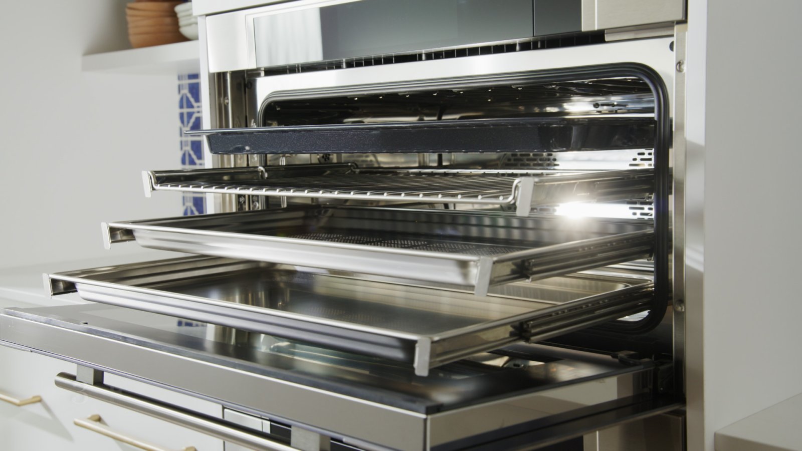 Wolf Kitchen Appliances: Warners' Stellian