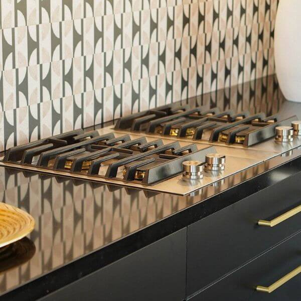 Gas or electric cooktop Covers/ custom sizing